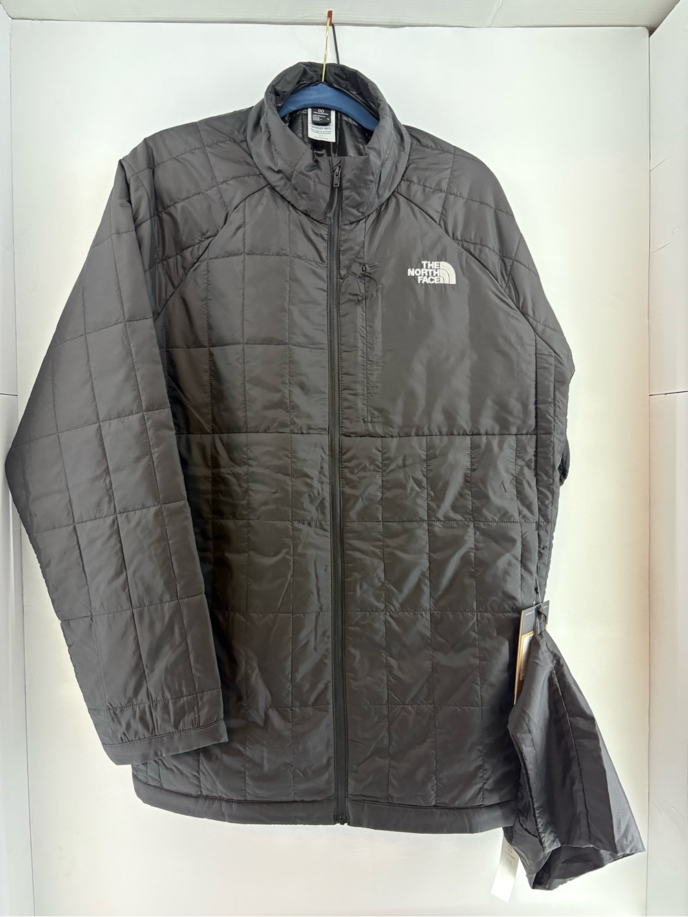 The North Face Men’s Quilted Insulated Jacket - black XL